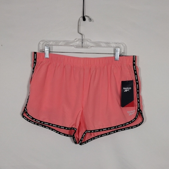 NWT Reebok Fast Track Short Strawberry Pink Athletic Short size Large - Picture 1 of 9
